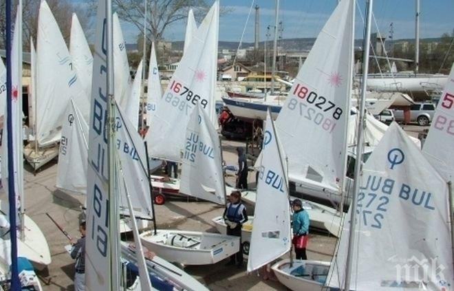 Наводнението във Варна помете имуществото на спортен клуб