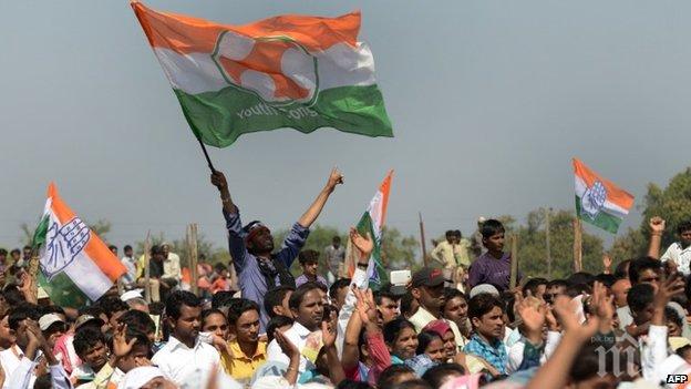 Един човек е убит при протестна демонстрация в Кашмир