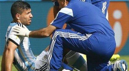 шок аржентина агуеро аут световното