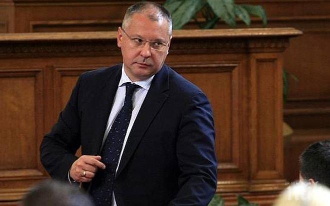 Заседанието на Народното събрание окончателно се провали! Станишев остава депутат