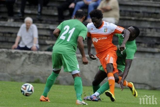 Литекс срази новия отбор на Славия, Менди бележи