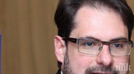 политолог правителството подаде оставка възможно