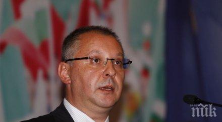 пик политическата криза бетонира станишев лидерския пост шефът бсп печели време задържи дълго начело партията