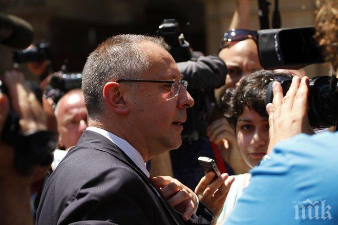 Eксклузивно! Станишев притиснал Орешарски да не подава оставка в понеделник!