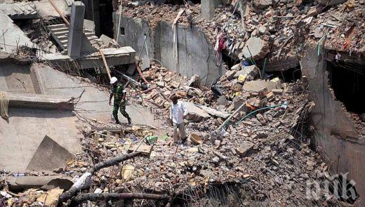 Строяща се сграда се срути в Индия, 6 жертви, 50 затрупани