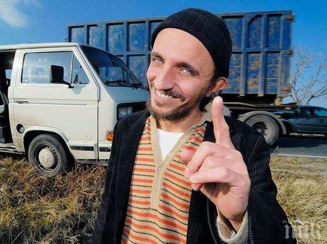 Джанго Зе посреща Джулая на бургаския плаж