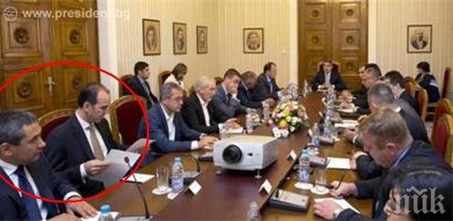 Шефовете на БНБ са също при президента, Бойко е с Владислав Горанов (снимки)