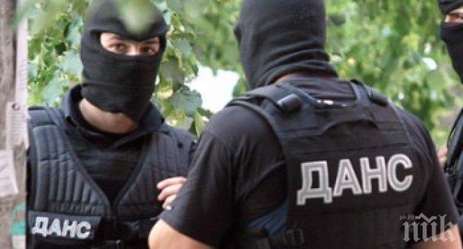 Полицията и ДАНС на лов за банкови терористи! Очакват се десетки арести