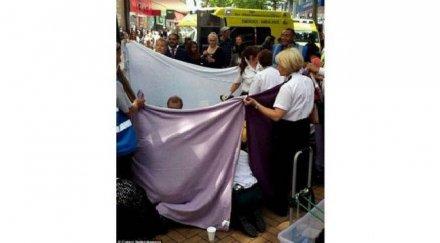 жена роди бебето улицата