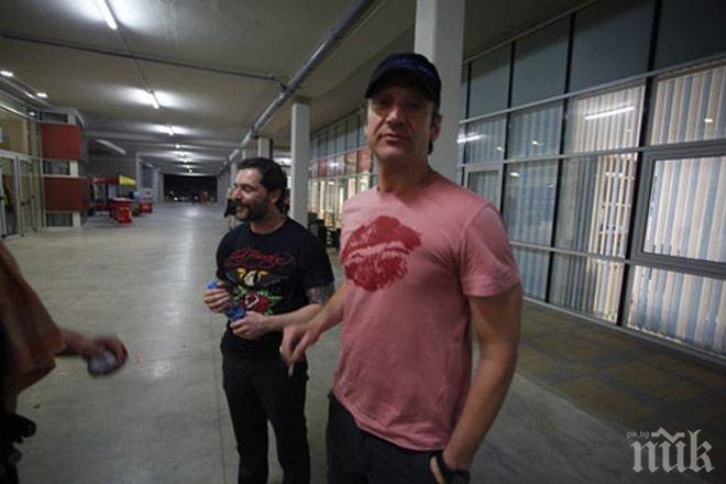 Екшън в Театъра! Деян Донков скочи на колега, свалял Радина!