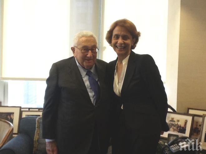 Нейнски обсъди с Хенри Кисинджър енергийната (не)зависимост от Русия