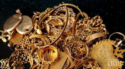 българите масово купуват злато