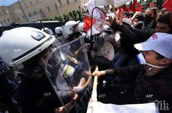 Гръцкото правителство обяви гражданска мобилизация на енергетиците