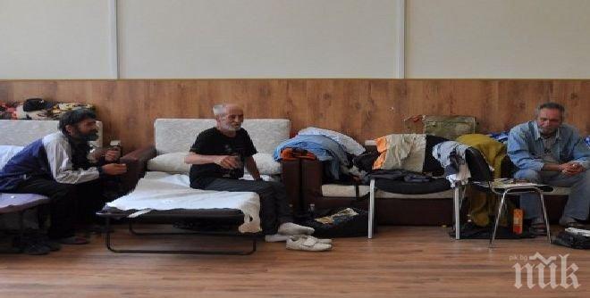 Страшната история на трима оцелели от потопа в Аспарухово (уникални снимки)