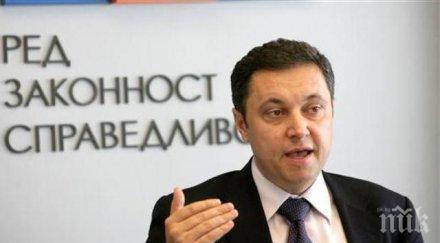 яне янев пик мая манолова лансирана политиката галеви помагала боса вис жоро илиев станишев правеше чадър вършеше черната работа