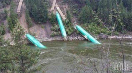 шест самолета паднаха река монтана снимки