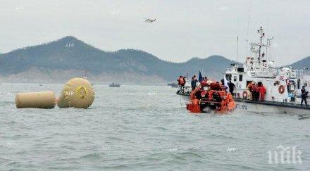 плавателн съд петима шведски туристи потъна баренцово море