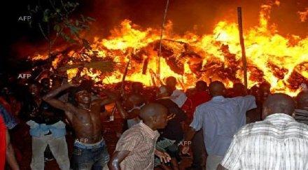 души бяха убити атаки полицейски постове уганда