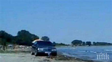 мерцедес премина парад плаж сгази дете