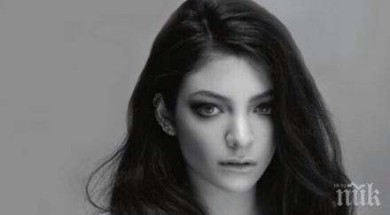 певицата лорде шок преследват духове