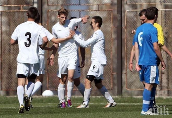 Славия с трето поредно равенство