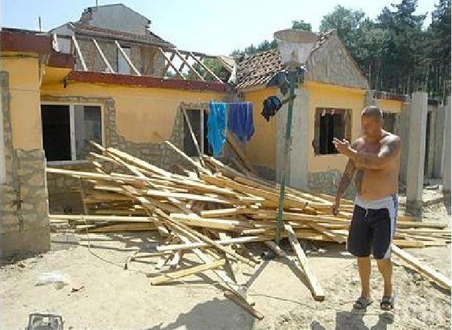 Само един иска да му бутнат къщата в Аспарухово