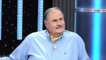 Шуши ми прави фасул с гърдички