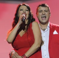 Катя от “Ритон” се изтърси на сцената в НДК