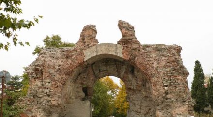 дават милиона лева хисаря