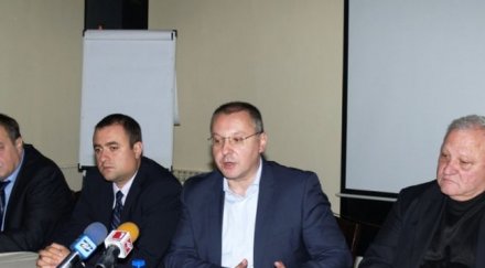 станишев заигра пушачите