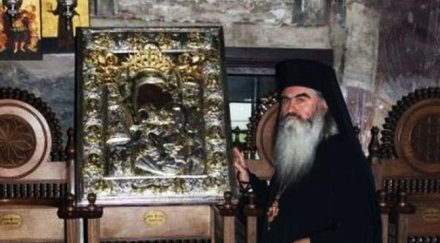 две икони атон правят чудеса коледа