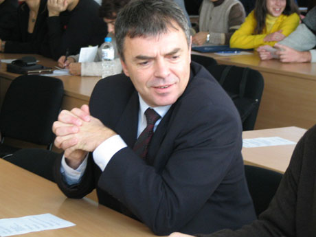 Сергей Игнатов: Кръгът около мен е от книги, а не от фирми