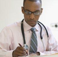 Уволниха лекар, отказал да извърши аборт