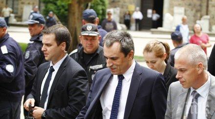 йорк таймс унищожителна критика кабинета орешарски корупцията допуснатата паника банките