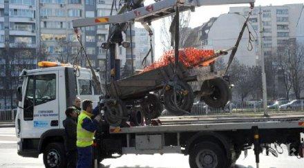 побеснял шофьор вилня наказателния паркинг приморско паяк отнесъл колата