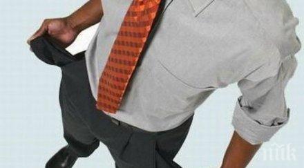 900 българи започнали работа първата половина годината