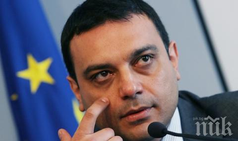 Московски: Румен Гечев лъже нагло, че ГЕРБ е предложил банкова ваканция