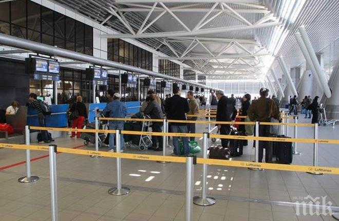 Компютърната система на летище София е срината от токов удар