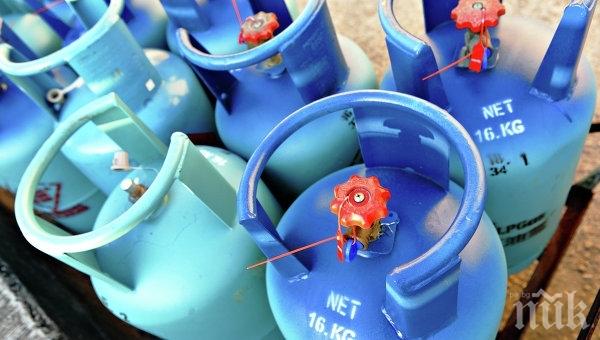 Пенсионерите, ранени при взрив на газова бутилка във Варна, са с опасност за живота