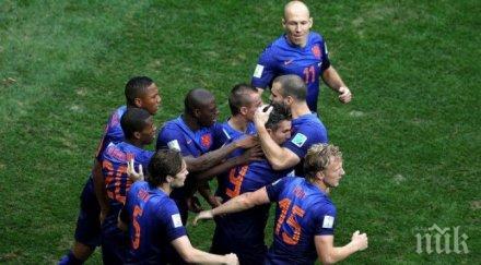 холандия разпиля бразилия бронзовите лалета тръгват без загуба мондиал 2014 жалък алжирски рефер развали мача