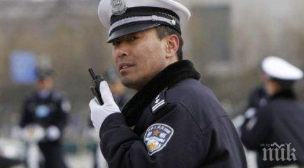 осем деца загинали китай падането микробус езеро