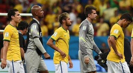 жалките бразилци избягаха церемонията награждаването