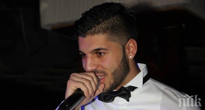 Фики Стораро налегна моделки (снимки)