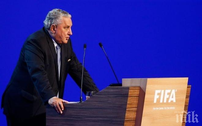 Шеф във ФИФА иска червени картон при симулация