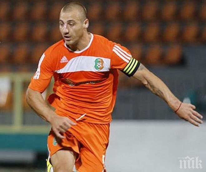 Бодуров притеснен от херния