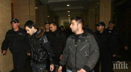 пик наркобизнесът изхвърли дребните риби едни гледат децата търкат нарове трети потопиха дълбоко снимки