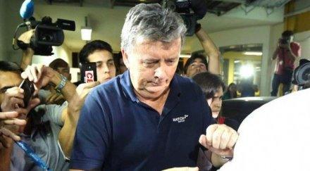 билетната мафия печелела млн евро мач 2002 насам