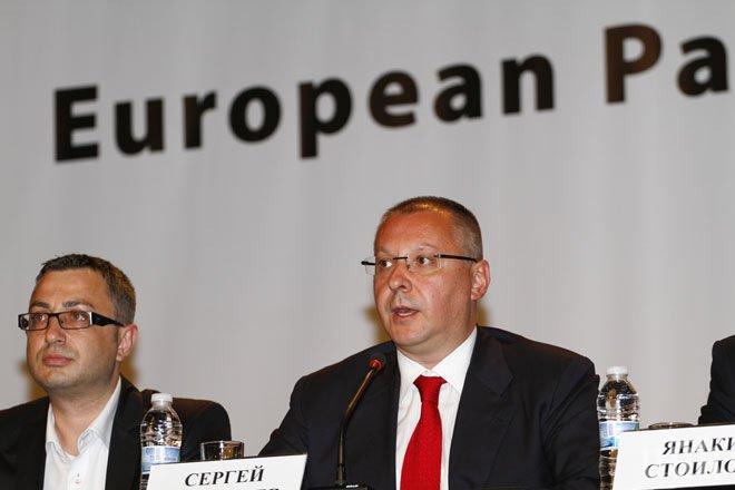 Станишев обяви подкрепа за Юнкер, но поставя условия