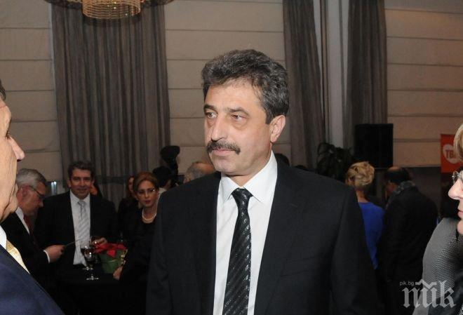 Цветан Василев: Кой източва собствения си бизнес?