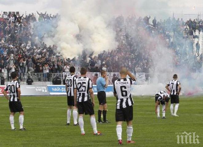 21 футболисти подписаха с Локомотив Пловдив